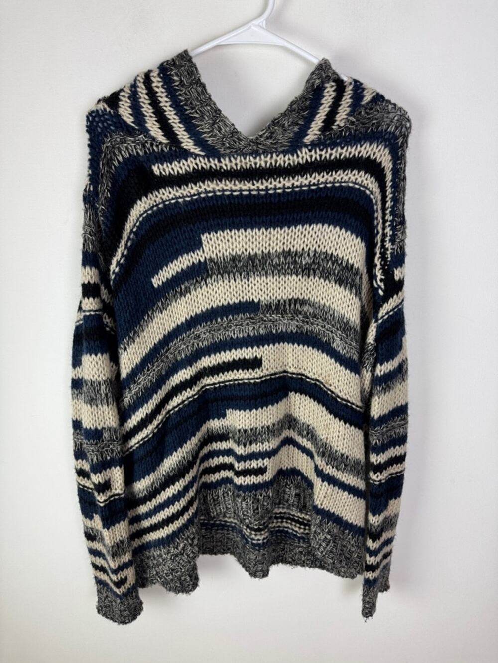 Elan Hoodie - Women's Medium